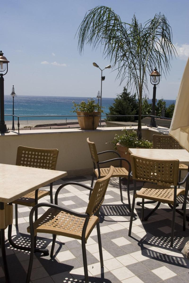 Aparthotel Palazzo Reginella Bovalino Marina Exteriér fotografie