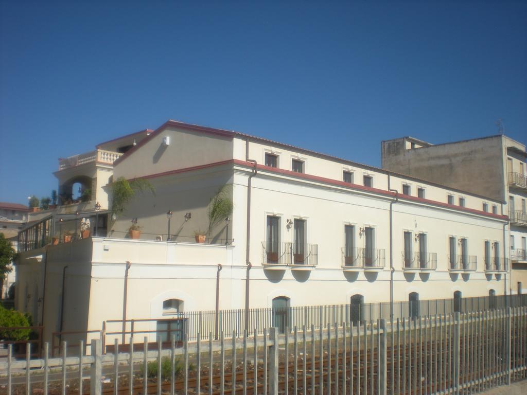 Aparthotel Palazzo Reginella Bovalino Marina Exteriér fotografie