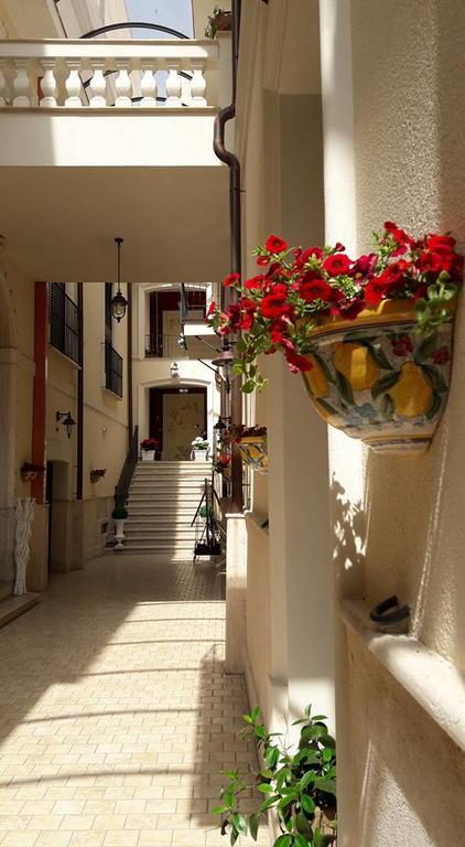 Aparthotel Palazzo Reginella Bovalino Marina Exteriér fotografie