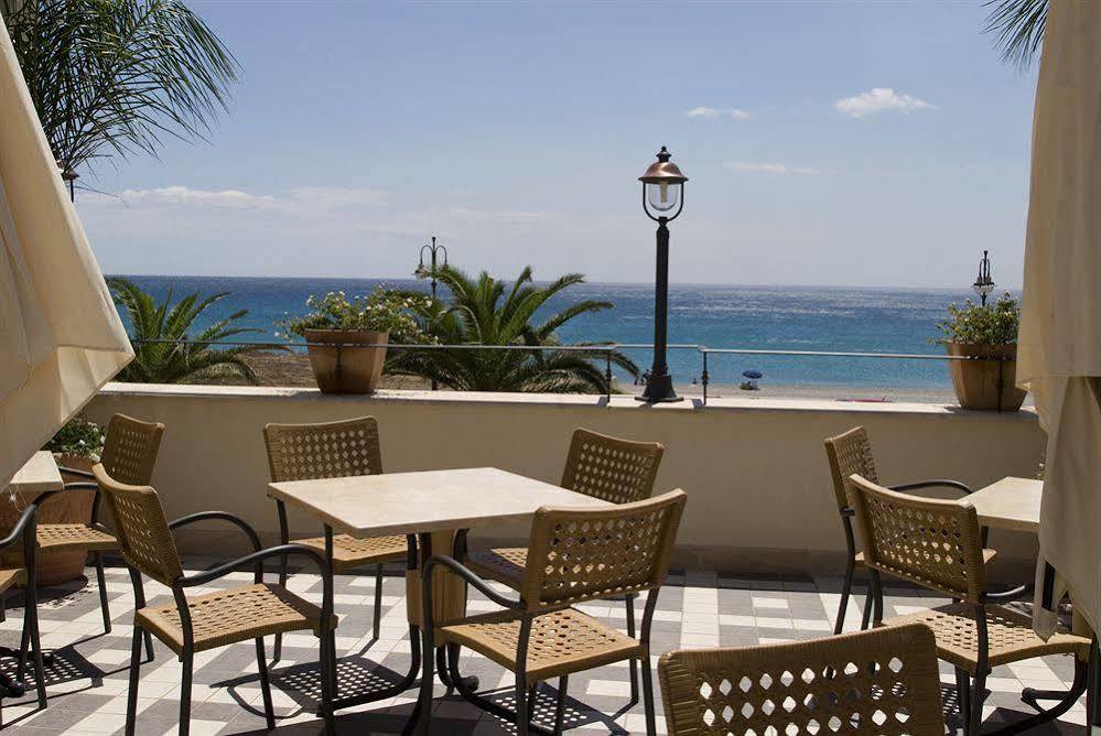 Aparthotel Palazzo Reginella Bovalino Marina Exteriér fotografie